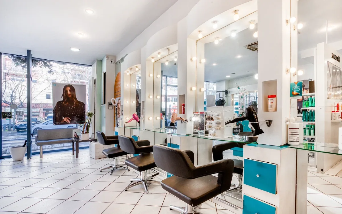 Confidences Le Salon - Grand Clement