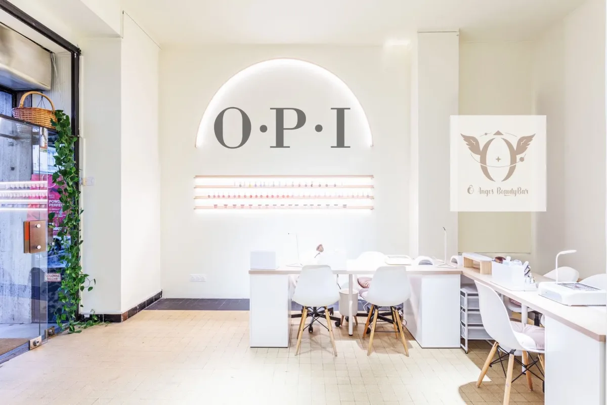 O.P.I Saxe Gambetta / Ô Anges Beauty Bar