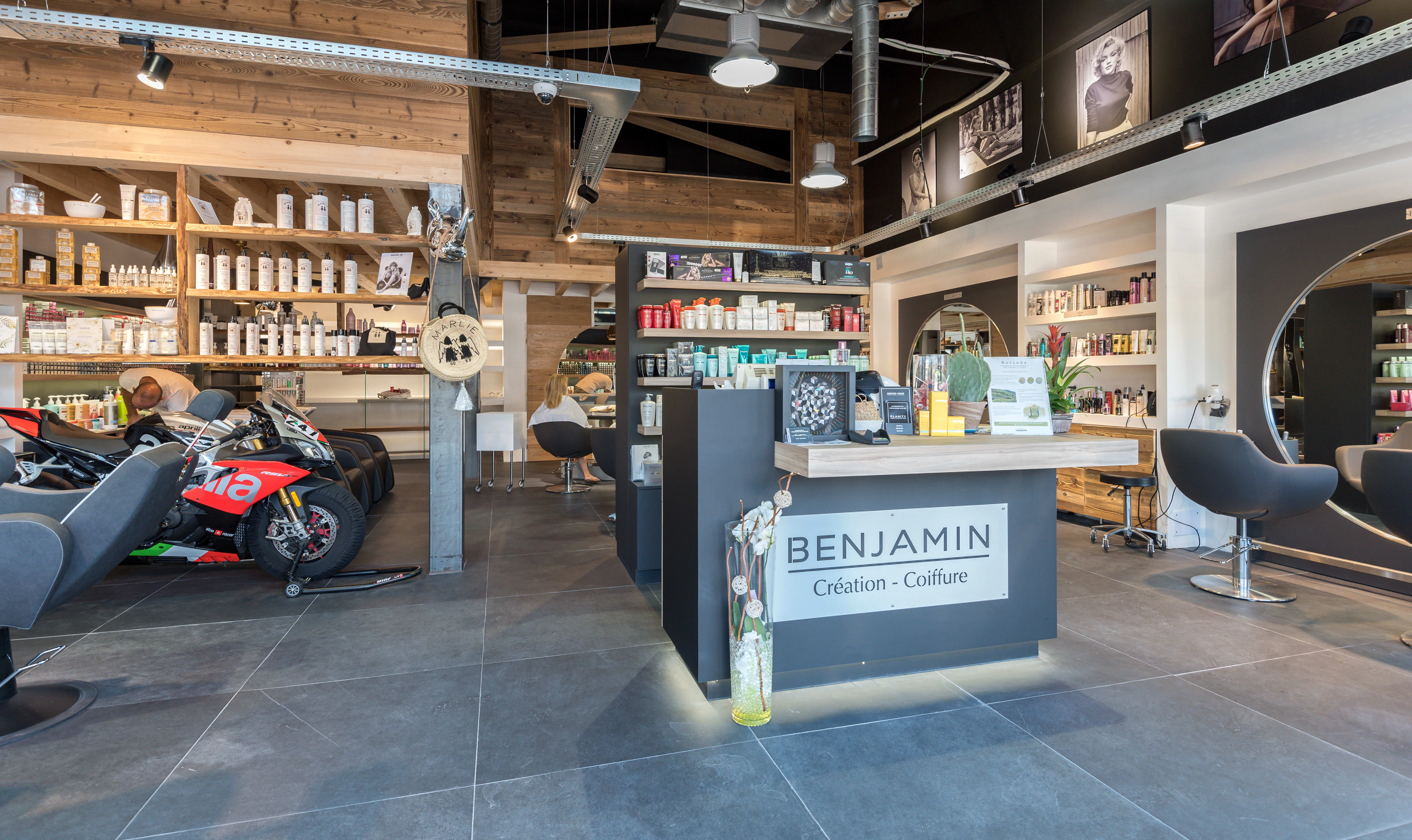 BENJAMIN CRÉATION : Camoins