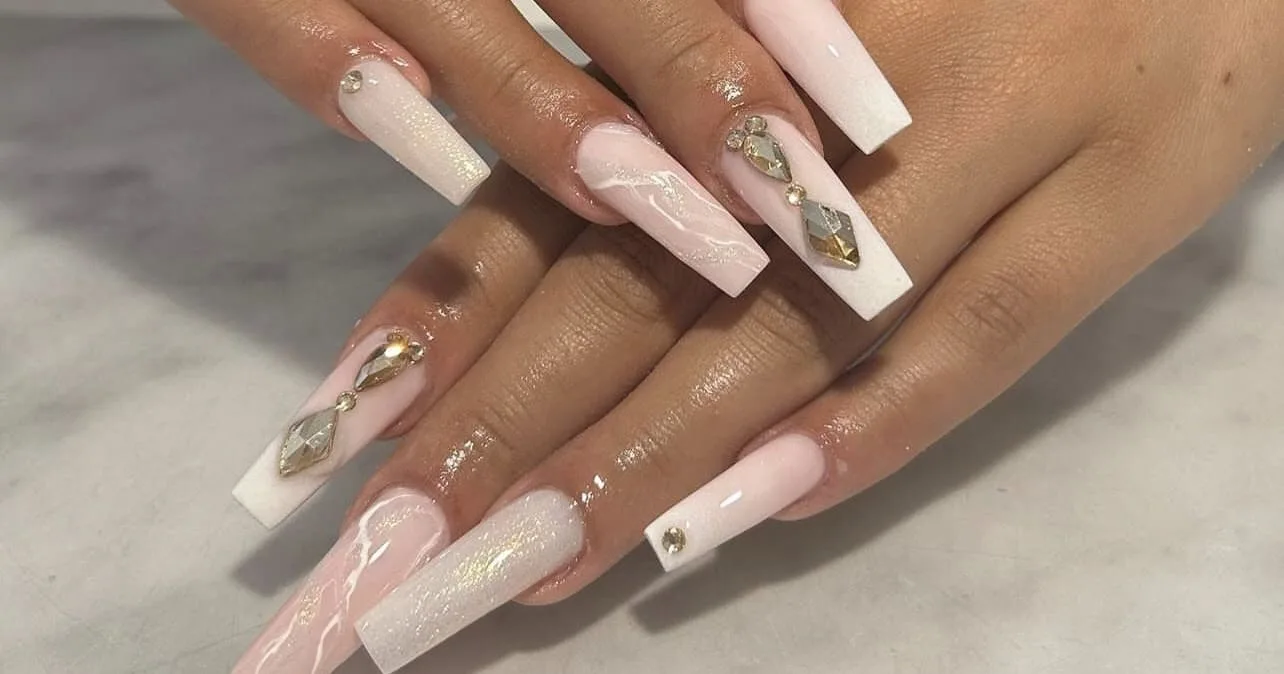 Nicko Bar à Ongles - Place des Halles