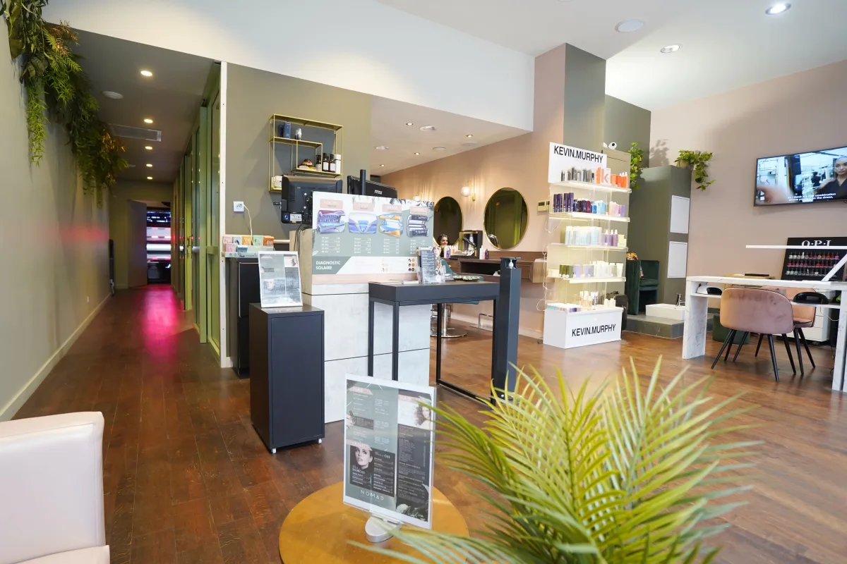 Nomad Beauty Bronzage Extensions & Ongle