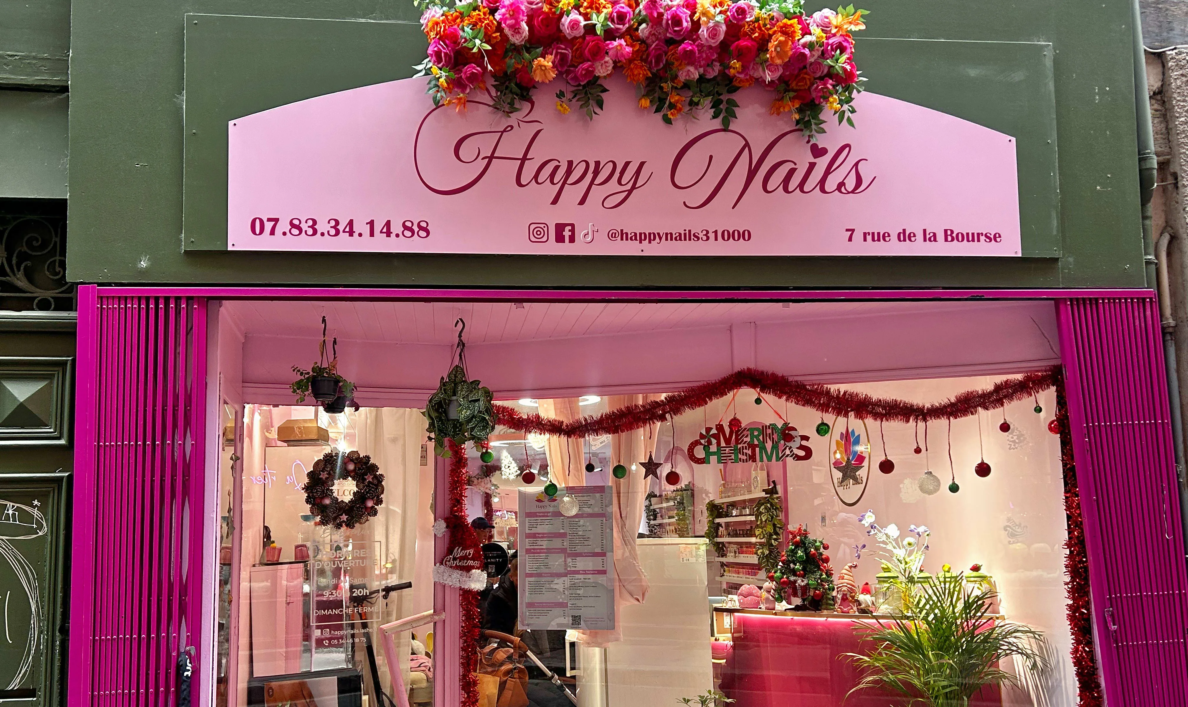 Happy Nails - Esquirol