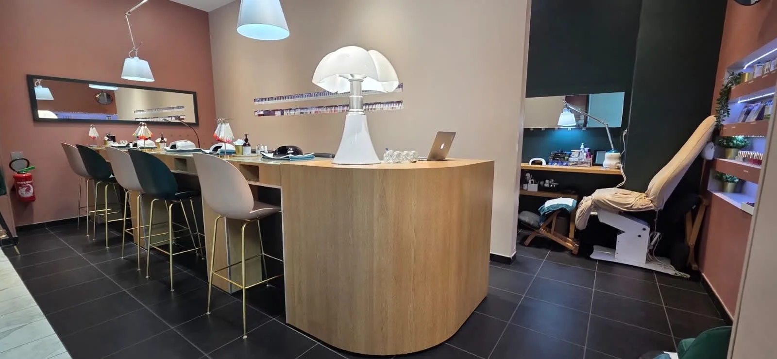 Manucure Bar - Bègles