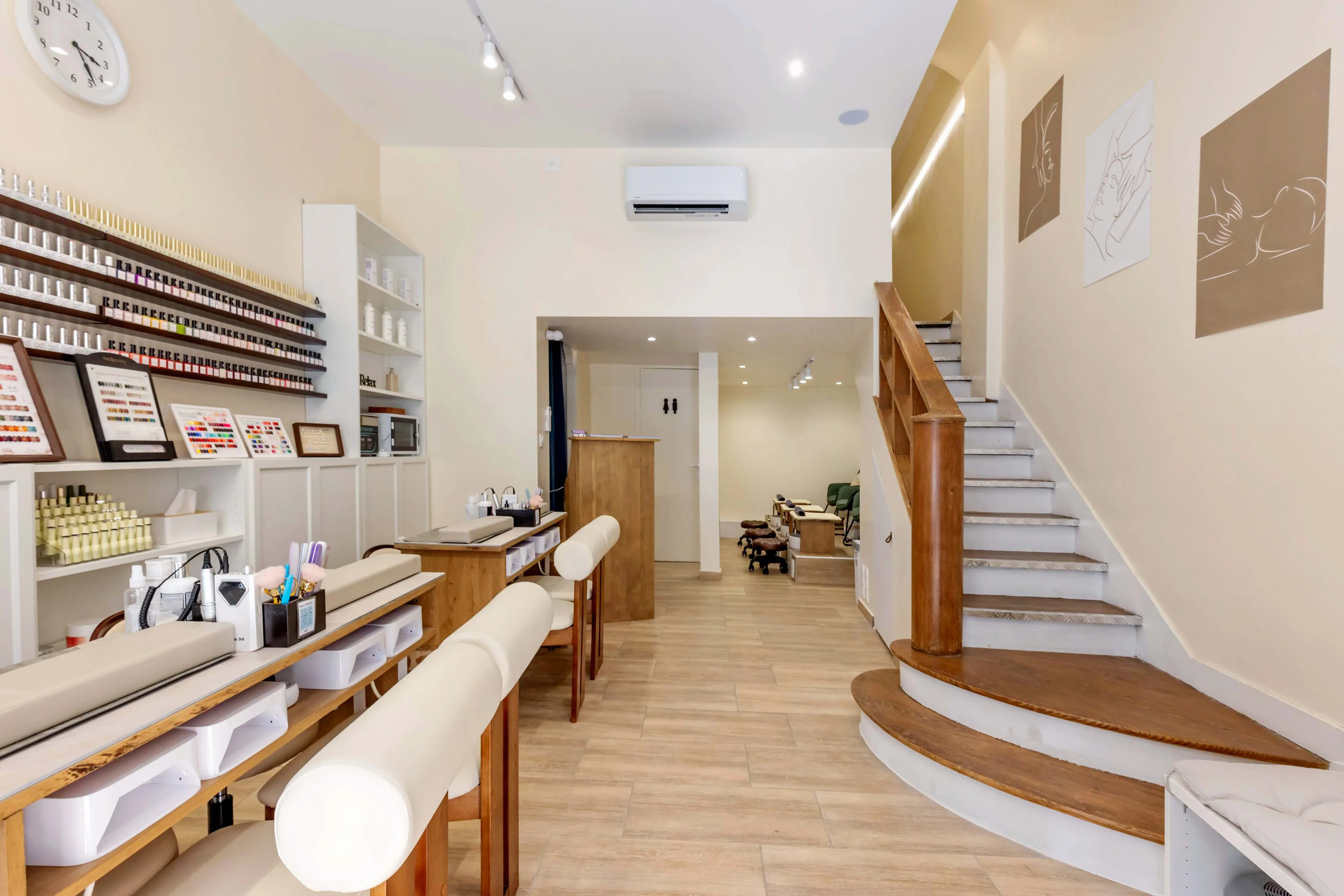 Show me nails & beauty - Haussmann - BIAB BAR