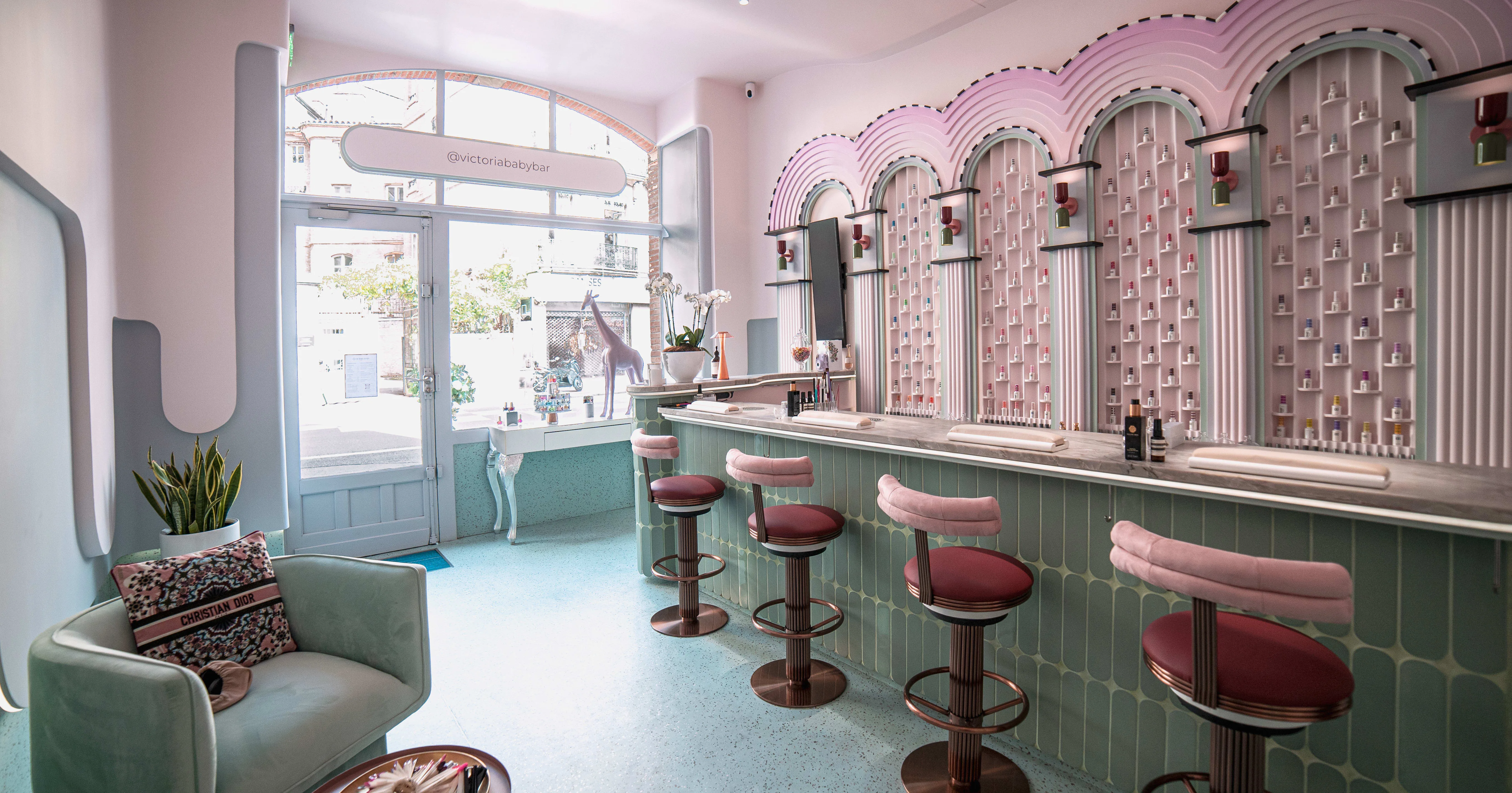 Victoria Baby Nail Bar Carmes