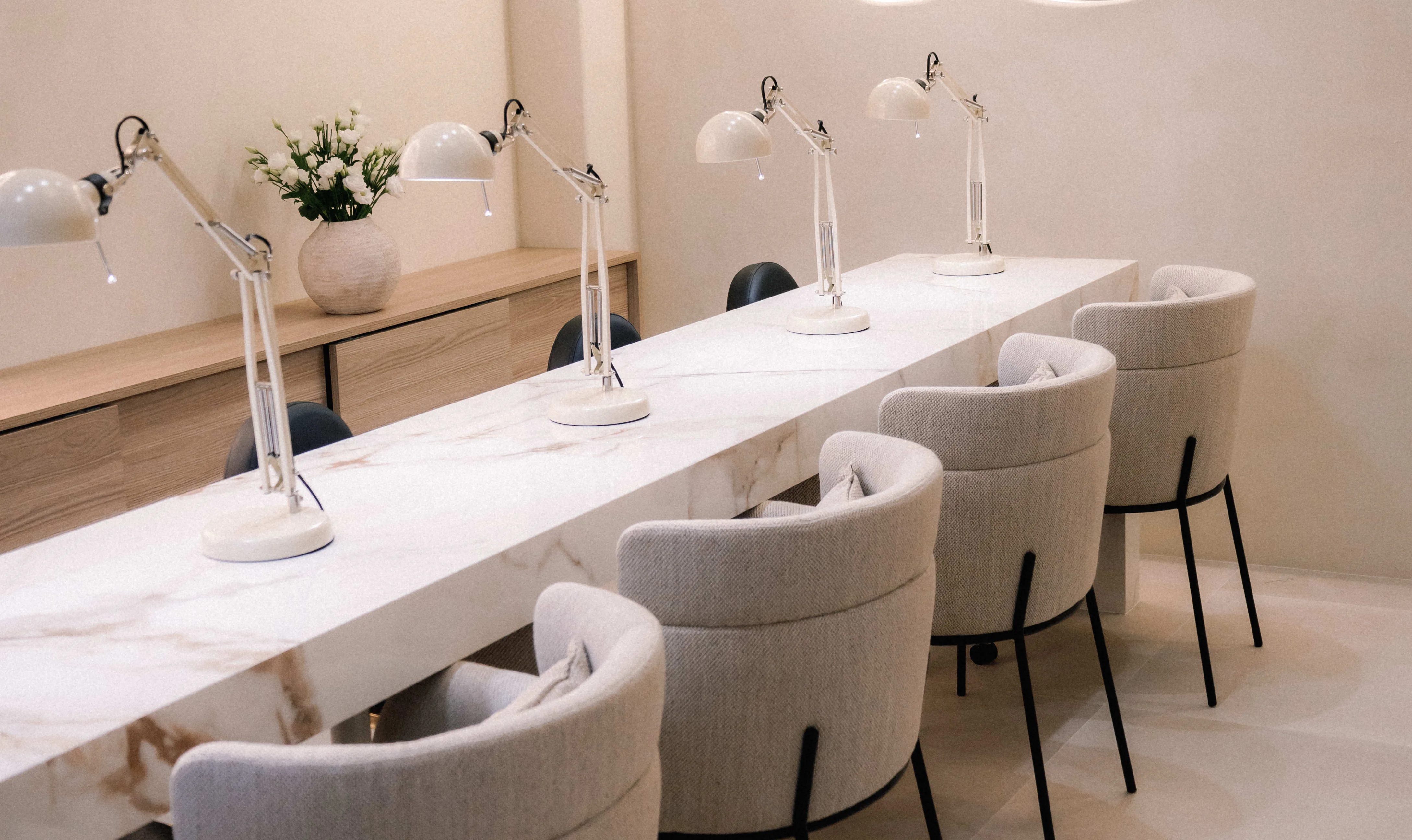 Manikya Nails Paris 8