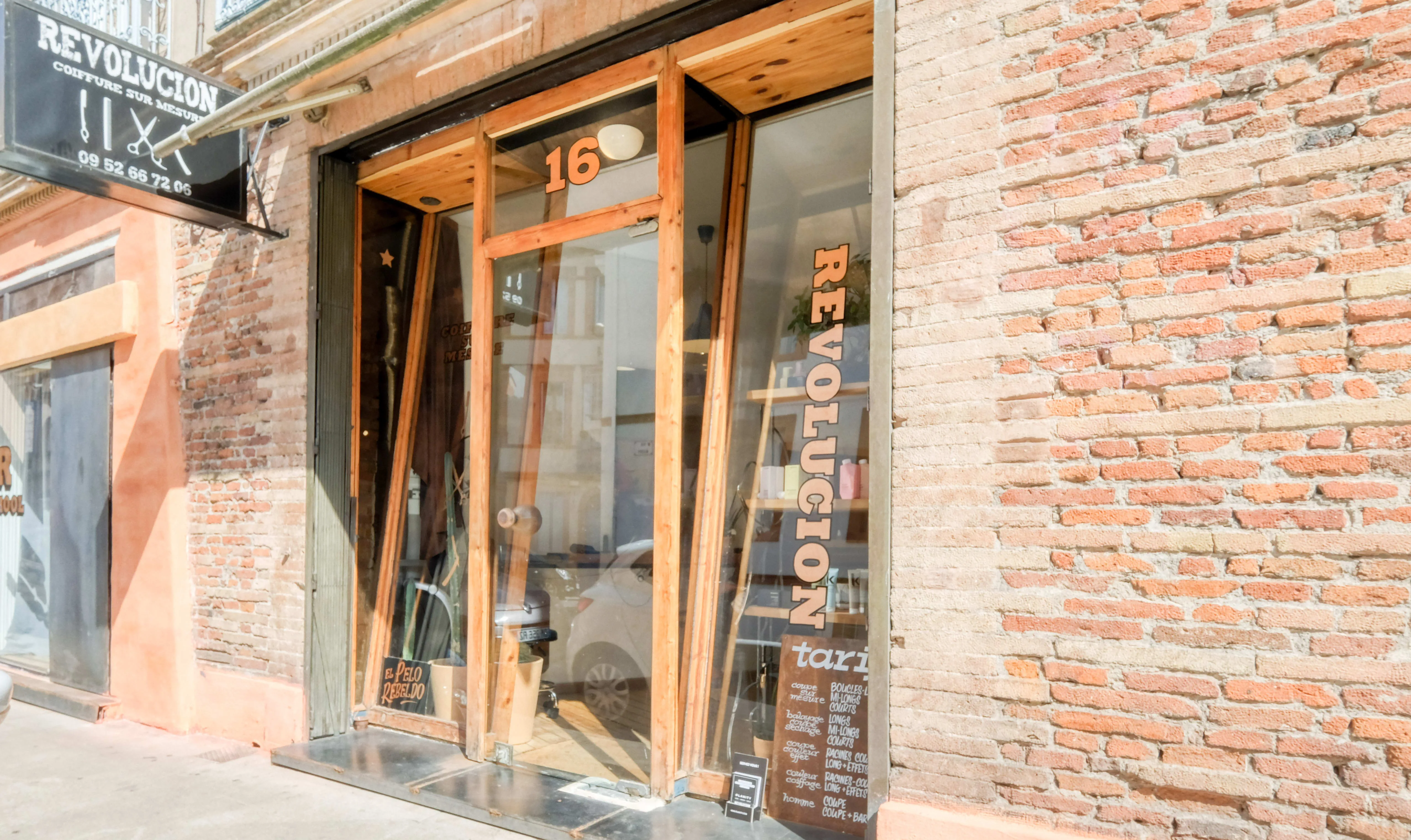 Revolucion - Coiffeur sur mesure